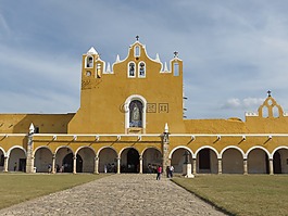 izamal,处女,神奇的小镇