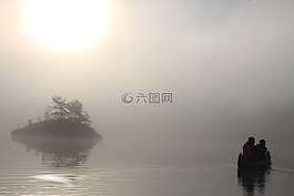 性質(zhì),劃獨(dú)木舟,湖