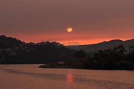 yansanpo河,小山,太陽