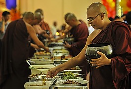 小乘佛教,吃午飯和尚,禪師