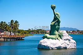 伊雕像,堡壘,塞阿拉