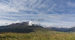 山,白云,蓝天