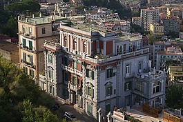 老建筑,那不勒斯,體系結構