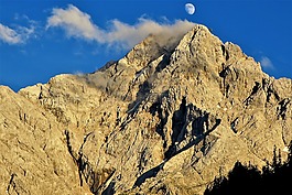 山,zugspitze,天气石头