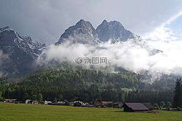 高山,山,成長(zhǎng)的石頭