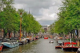 运河,驳船,船屋里