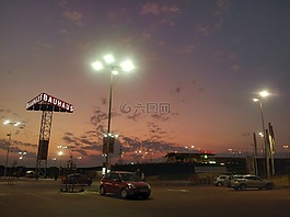 停車場(chǎng),日落,商城