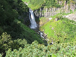 瀑布,溢洪道,秋季