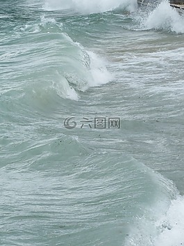 波,水,注入