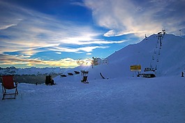 山,雪,日光躺椅