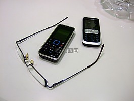 移動(dòng),太陽(yáng)鏡,電話