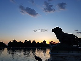 日落,湖,雕像