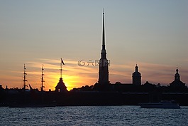 圣 · 彼得堡,晚上在城市,結(jié)構(gòu)