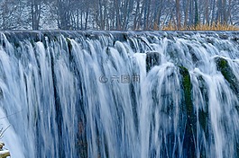 級(jí)聯(lián),冰,水