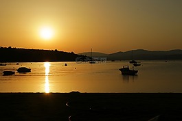 日落,黎明,人體內(nèi)的水