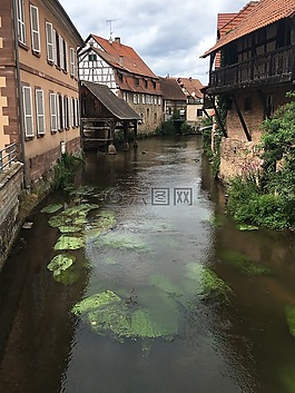 å,水,城市