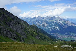 山,性質(zhì),徒步旅行