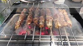 羔羊,羊肉串,焦嫩烤
