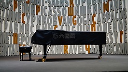 行業(yè),內(nèi),沒(méi)有一個(gè)人