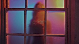 玻璃門,側(cè)影,鬼