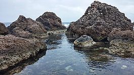 水,巖,海