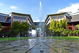 建設,結(jié)構(gòu),噴泉