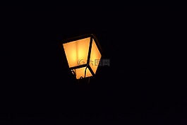 夜,光,恐懼