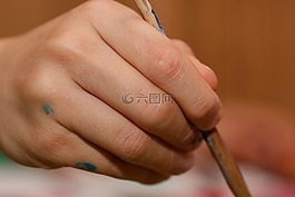 手,刷,漆