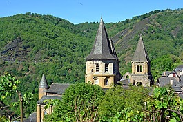 aveyron,勇者,修道院