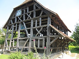 ungersheim 生態(tài)博物館,桁架,外殼