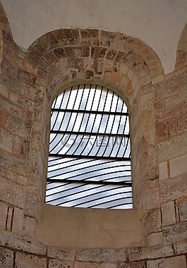 aveyron,勇者,修道院