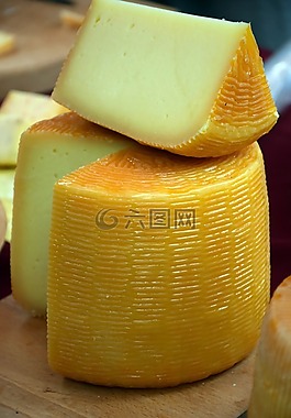 山羊奶酪,牛奶酪,奶酪