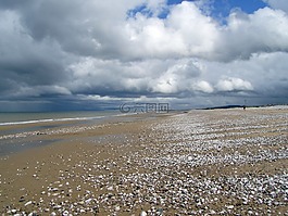 寂寞海滩,海滩,云