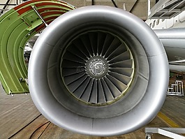 飛機(jī),發(fā)動機(jī),前