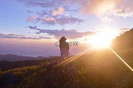 山,女孩,太陽