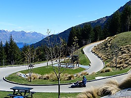 無舵雪橇的天際線,鮑勃 ' 高峰期,南島