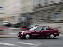 車,梅賽德斯,議案