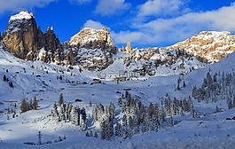 山,高山,性質