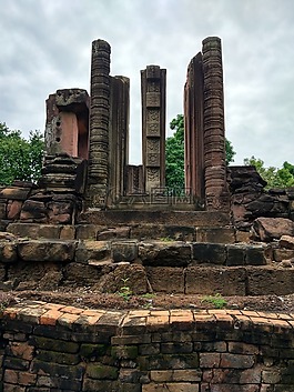 石頭城堡,自然,建設(shè)
