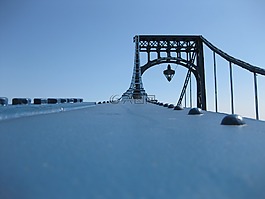 凱撒威廉橋梁,威廉港,橋