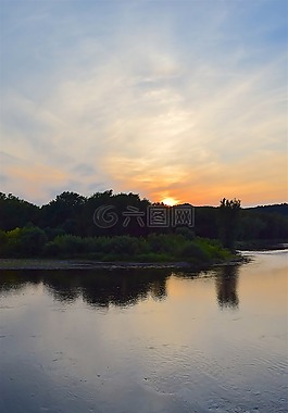 河,日落,樹