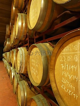 木桶,老化的酒,酒莊
