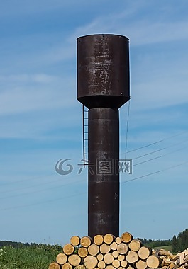 水,塔,鐵