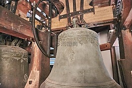 貝爾,尖頂,鐘塔