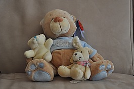 擁抱,玩具,有孩子