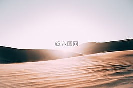 荒蕪,光明,日出