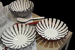 沙拉碗,杯,勺子