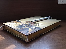 書,筆記本,鋼筆