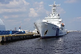 海,船舶,藍(lán)色的天空