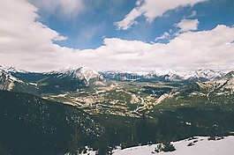 山,谷,天空